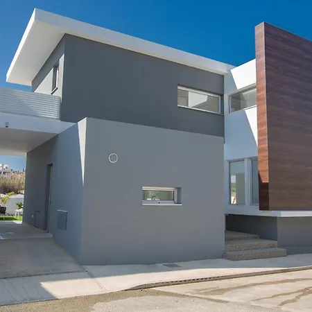 1555 - Your Dream With Private Pool In Exclusive Neighbourhood بروتاراس