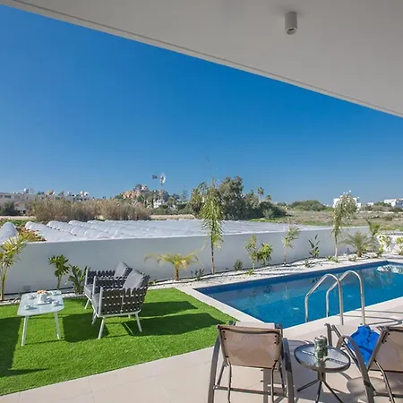 فيلة 1555 - Your Dream With Private Pool In Exclusive Neighbourhood